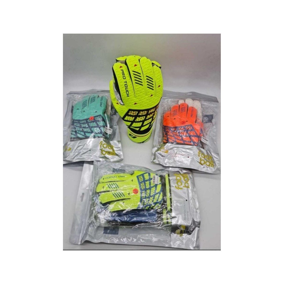 Kids Goalkeeper Gloves (Pro) - قفازات حارس مرمى للأطفال (برو)