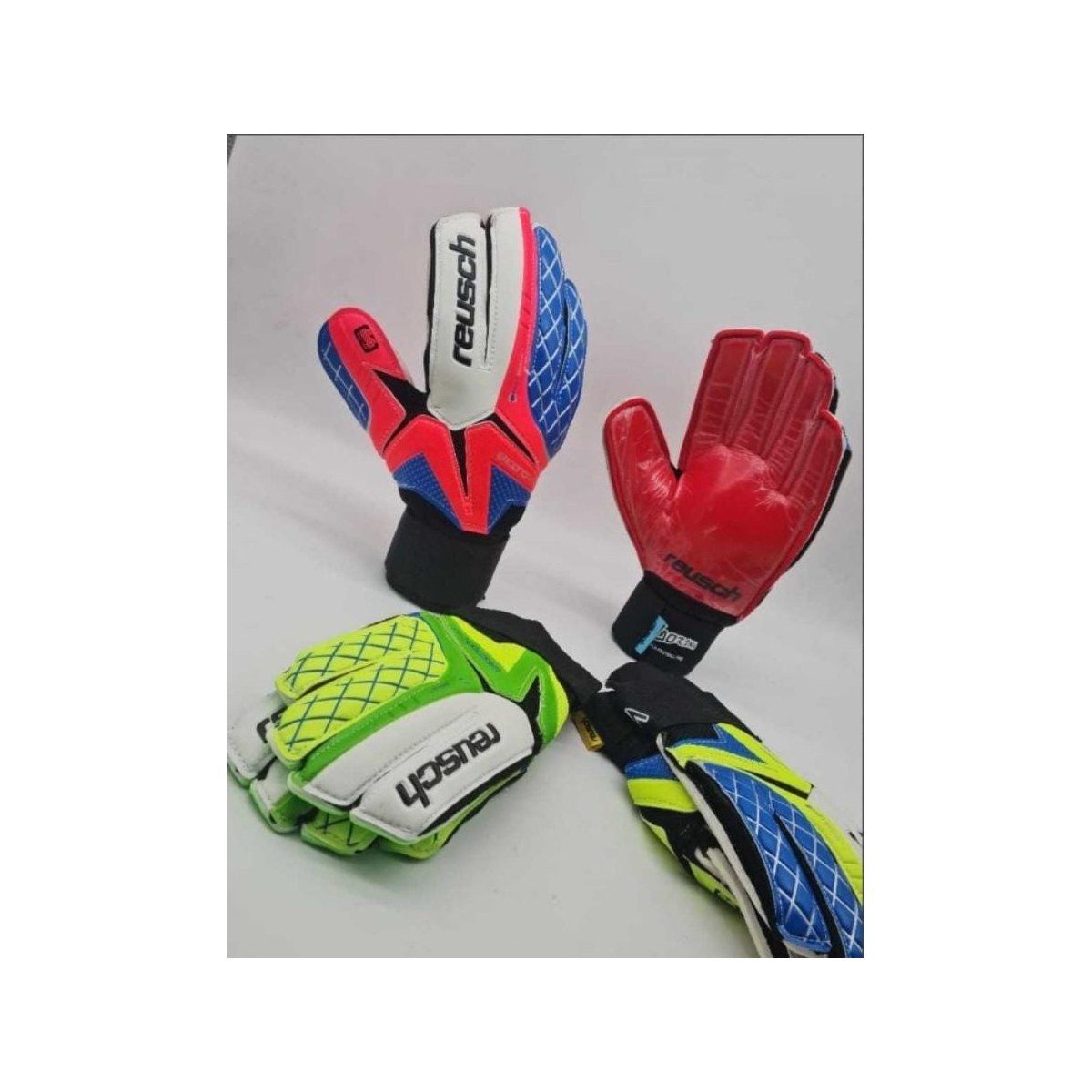 Goalkeeper Gloves (Grip) - قفازحارس مرمى